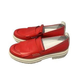 Beautiisoles by Robyn Shreiber Red Leather Platform Loafers - Size 9